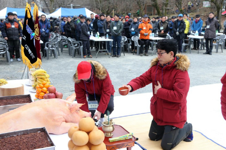 우송고 산신제